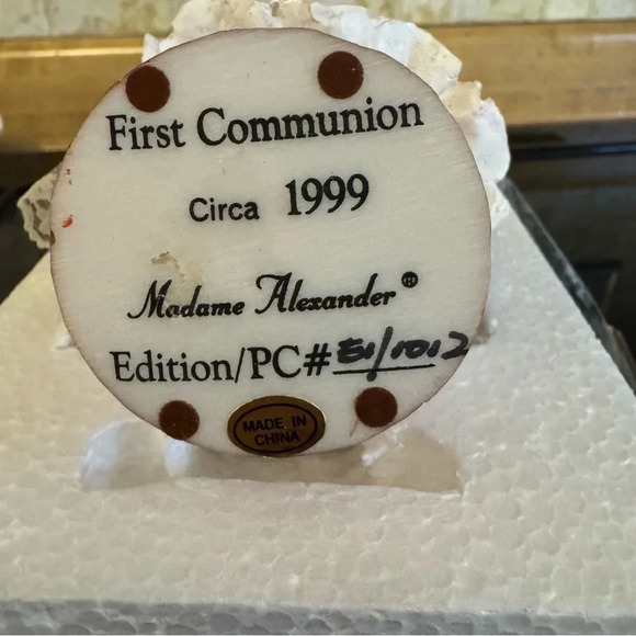 FIRST COMMUNION MADAME ALEXANDER RESIN 6” 1999 Holy Bible Limited Edition Doll - Picture 7 of 12